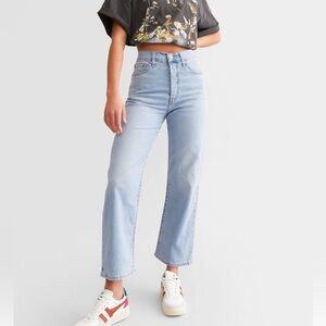 Levi's premium Ribcage Straight Ankle Jeans Size 31 Button Up Lx27 ” EUC